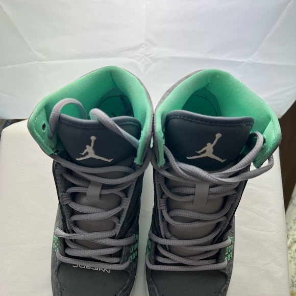 Nike Jordan 1 Flight (White, Grey & Mint) Size US Men 4.5 Y - Picture 4 of 7